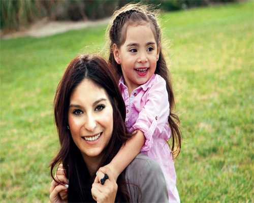 代生价格表-【福州试管助孕机构指南-高龄女性如何通过微刺激方案提高卵子质量？】